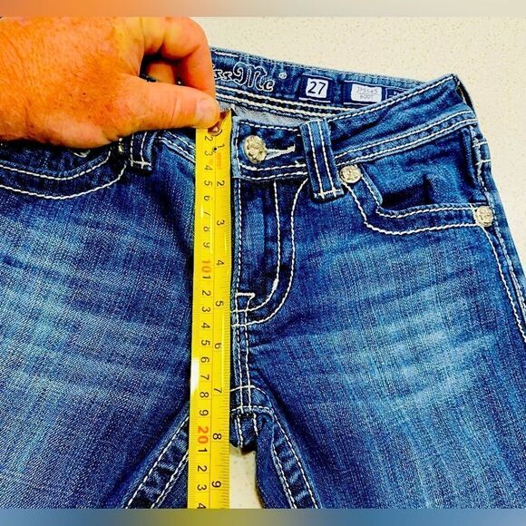 Miss Me Bootcut Jeans 27x33 Distressed Stretch Cross Embellished EUC - Picture 6 of 13